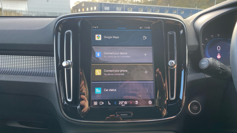 Volvo XC40 2.0 B3P Plus Dark 5dr Auto Petrol Estate